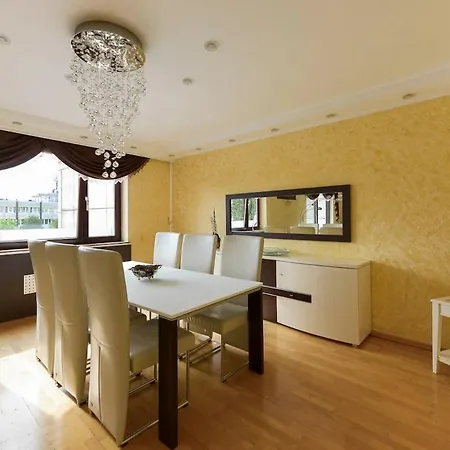 דירה 4-room Waldblick Messe