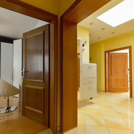4-room Waldblick Messe Múnich