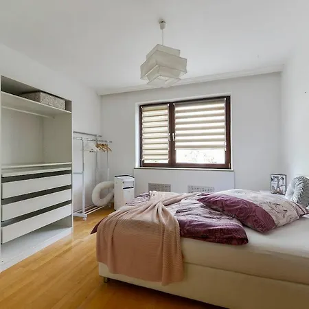 Apartment 4-room Waldblick Messe *