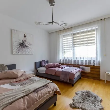 Apartment 4-room Waldblick Messe München