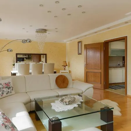 4-room Waldblick Messe *